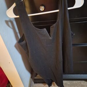 Black Women's V-Neck Sleeveless Bodysuit